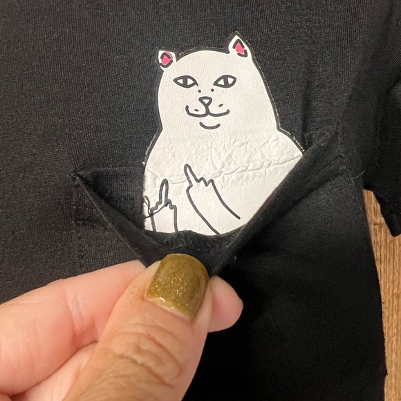 Unbranded Black Crop Naughty Kitty Middle Finger Pocket Shirt - Picture 4 of 7